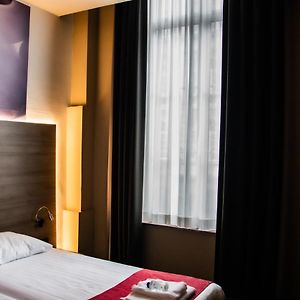 Budget Kamer met een King Size Bed